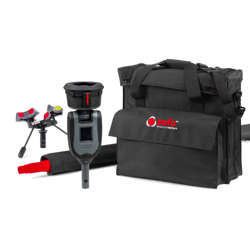 templates_safelincs/shopimages/products/thumbnails/TESTIFIRE-XTR2-6M-001 - Testifire XTR2 Smoke_Heat Test and Removal Kit (6m).png